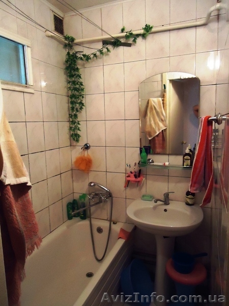 Отличная 4-х комн. светлая квартира в кирпичном доме, ул. Ген. Петрова - <ro>Изображение</ro><ru>Изображение</ru> #5, <ru>Объявление</ru> #936355