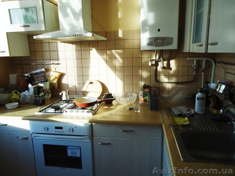 Отличная 3-х комн. квартира в крепкой сталинке, ул. Б. Хмельницкого - <ro>Изображение</ro><ru>Изображение</ru> #5, <ru>Объявление</ru> #950057