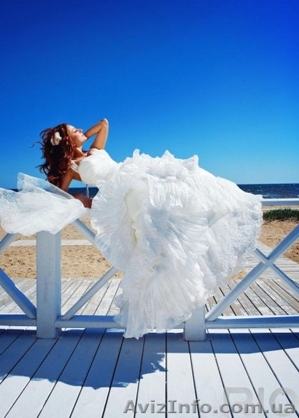 свадебное платье Miss Kelli - <ro>Изображение</ro><ru>Изображение</ru> #3, <ru>Объявление</ru> #958826