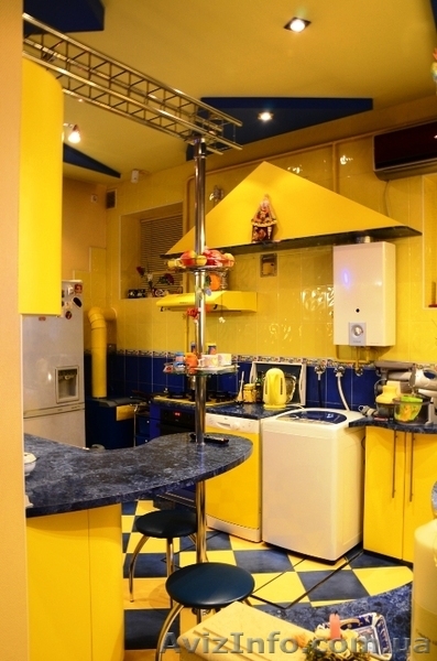 Продам двухуровневую квартиру на ул. Канатная - <ro>Изображение</ro><ru>Изображение</ru> #6, <ru>Объявление</ru> #1017811