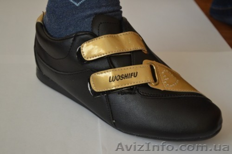 продам крупным оптом кроссовки женские в ассортименте - <ro>Изображение</ro><ru>Изображение</ru> #3, <ru>Объявление</ru> #1047512