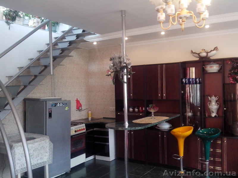 2 дома на 8 сотках в Черноморке, рядом с морем - <ro>Изображение</ro><ru>Изображение</ru> #3, <ru>Объявление</ru> #1080961