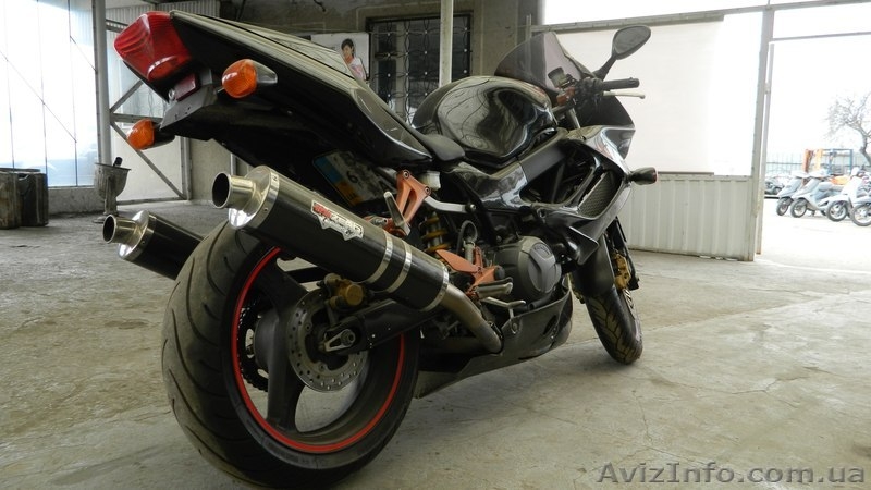 Honda VTR1000R-RC51  - <ro>Изображение</ro><ru>Изображение</ru> #3, <ru>Объявление</ru> #1073112