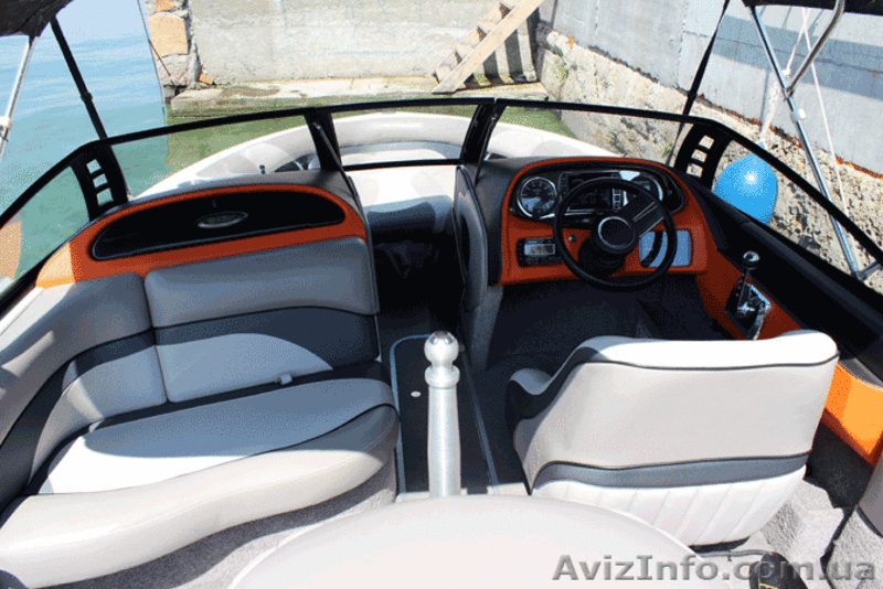 Предлагаем к продаже катер Malibu Response LXi Год выпуска : 2011 - <ro>Изображение</ro><ru>Изображение</ru> #4, <ru>Объявление</ru> #1066123