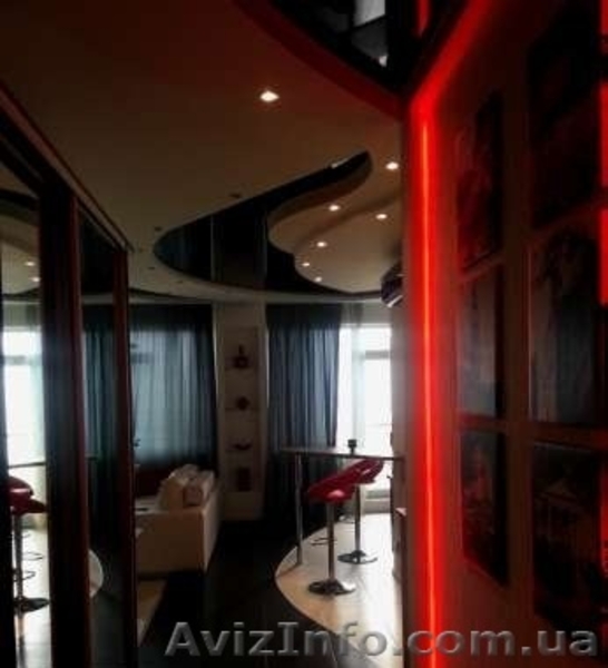 Сдам красивую студийную ,с белыми диванами и видом на море в ЖК « 2-я Жемчужина» - <ro>Изображение</ro><ru>Изображение</ru> #4, <ru>Объявление</ru> #1143581