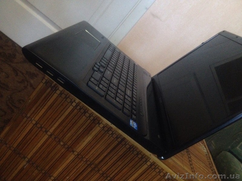 Sony VAIO E17 (SVE171c11v) - <ro>Изображение</ro><ru>Изображение</ru> #4, <ru>Объявление</ru> #1146582