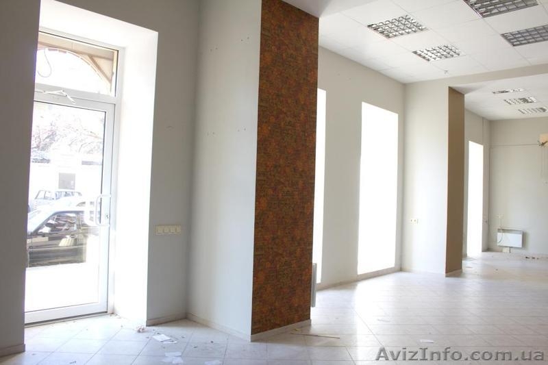 Красивое фасадное помещение в центре под любой  вид деятельности. Хозяин. - <ro>Изображение</ro><ru>Изображение</ru> #4, <ru>Объявление</ru> #1216595