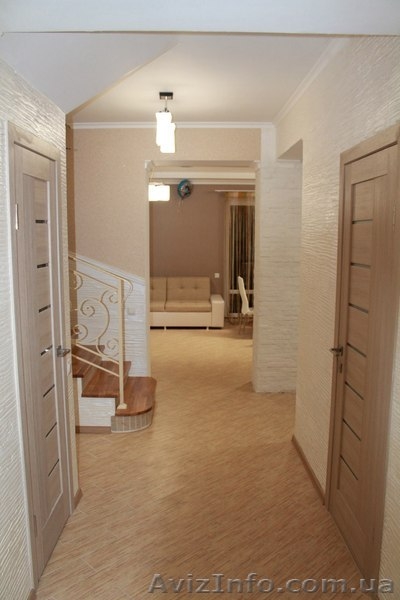 Новый 2 эт.Дом с Ремонтом и Мебелью в Червоном Хуторе - <ro>Изображение</ro><ru>Изображение</ru> #10, <ru>Объявление</ru> #1227279