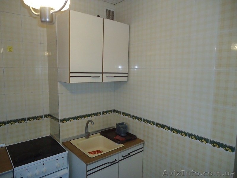 3-комнатная квартира на Крымском бульваре в 12-ти этажном доме - <ro>Изображение</ro><ru>Изображение</ru> #3, <ru>Объявление</ru> #1348127