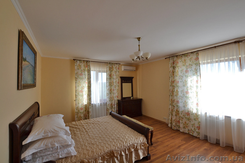 Загородный дом у  Черного моря - <ro>Изображение</ro><ru>Изображение</ru> #6, <ru>Объявление</ru> #1353459