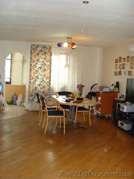 Квартира для большой семьи - <ro>Изображение</ro><ru>Изображение</ru> #3, <ru>Объявление</ru> #1428658