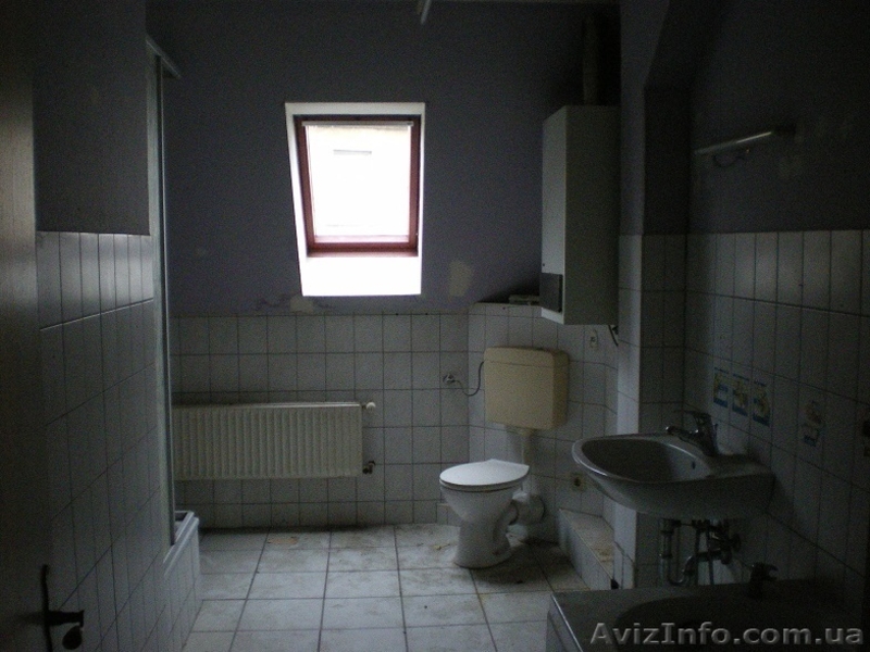 ФРГ, красивый дом с кафе, офисом, гаражом и участком в пешеходной зоне - <ro>Изображение</ro><ru>Изображение</ru> #8, <ru>Объявление</ru> #1468499