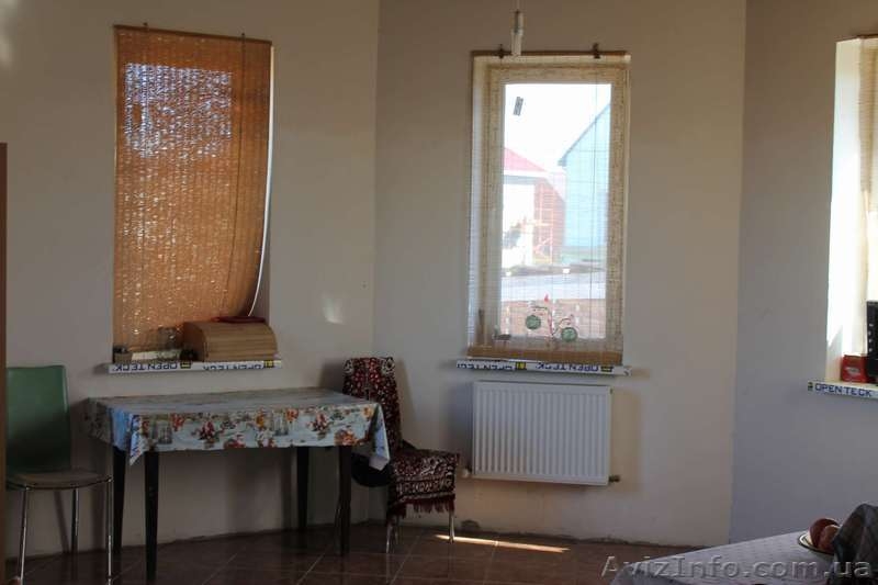 Новый просторный светлый дом из ракушечника с. Корсунцы.  Два этажа  - <ro>Изображение</ro><ru>Изображение</ru> #8, <ru>Объявление</ru> #1487294