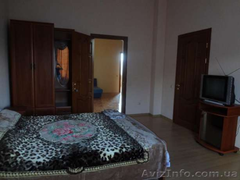 Продам трехэтажный дом возле моря на улице Долгая - <ro>Изображение</ro><ru>Изображение</ru> #5, <ru>Объявление</ru> #1495191