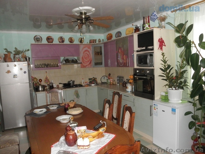  Дом в Фонтанке в дачном массиве, 2010 года. Евроремонт. - <ro>Изображение</ro><ru>Изображение</ru> #3, <ru>Объявление</ru> #1334789