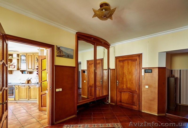 Продам просторную квартиру в хорошем районе - <ro>Изображение</ro><ru>Изображение</ru> #5, <ru>Объявление</ru> #1556327