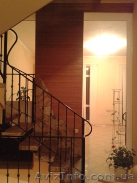 Продам свой таун-хаус, близость к морю - <ro>Изображение</ro><ru>Изображение</ru> #5, <ru>Объявление</ru> #1562774