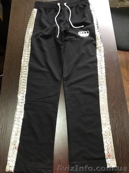 Продам спортивный костюм  с паетками   - <ro>Изображение</ro><ru>Изображение</ru> #3, <ru>Объявление</ru> #1598126