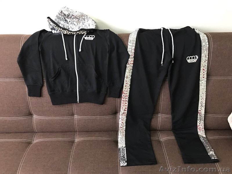 Продам спортивный костюм  с паетками   - <ro>Изображение</ro><ru>Изображение</ru> #5, <ru>Объявление</ru> #1598126
