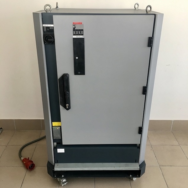 Промышленный робот KUKA KR 15 - <ro>Изображение</ro><ru>Изображение</ru> #3, <ru>Объявление</ru> #1647153