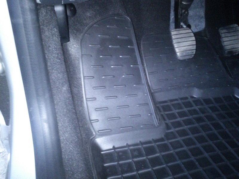 Коврики в машину Renault Logan. Автоковрики в салон Рено Логан. - <ro>Изображение</ro><ru>Изображение</ru> #3, <ru>Объявление</ru> #1667473