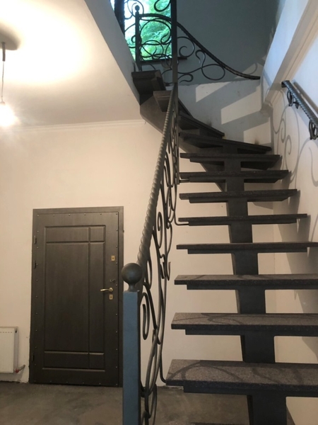 Центр Одессы р-н Дерибасовской офисное здание 250 м под офис, представительство, - <ro>Изображение</ro><ru>Изображение</ru> #3, <ru>Объявление</ru> #1702085