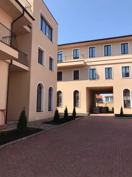 Комплекс зданий Фонтан Одесса 2700 м под гостиницу, школу, офис. Парковка 30 а/м - <ro>Изображение</ro><ru>Изображение</ru> #4, <ru>Объявление</ru> #1711944