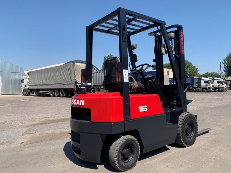 Вилочний навантажувач Nissan з 2-а дод. секцiями - <ro>Изображение</ro><ru>Изображение</ru> #3, <ru>Объявление</ru> #1727685