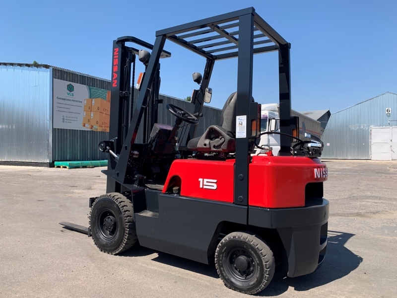 Вилочний навантажувач Nissan з 2-а дод. секцiями - <ro>Изображение</ro><ru>Изображение</ru> #4, <ru>Объявление</ru> #1727685