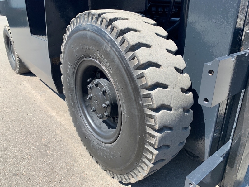 Вилочний навантажувач Nissan з 2-а дод. секцiями - <ro>Изображение</ro><ru>Изображение</ru> #9, <ru>Объявление</ru> #1727685