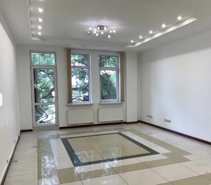 Сдам в Одессе элитный офис 200 м в Бизнес-центре, 6 кабинетов, охрана. - <ro>Изображение</ro><ru>Изображение</ru> #3, <ru>Объявление</ru> #1733642