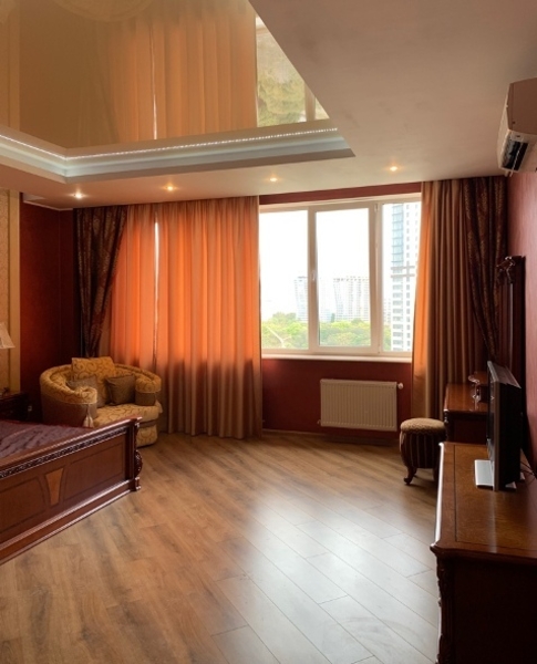 Одесса пр Шевченко 33-Б квартира 123 м, вид на море, охрана, рядом парк и море,  - <ro>Изображение</ro><ru>Изображение</ru> #7, <ru>Объявление</ru> #1734221