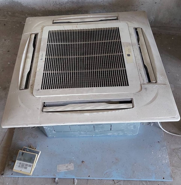 Продам б/у внешний и внутренний блоки кондиционера CHIGO COU-60HZVR1/CCA-60HVR1 - <ro>Изображение</ro><ru>Изображение</ru> #3, <ru>Объявление</ru> #1741358