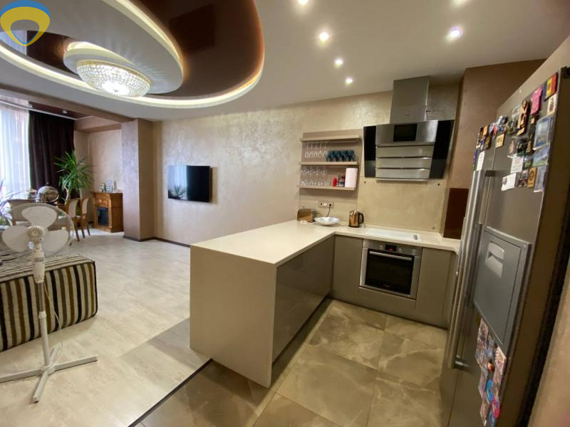 Продажа квартиры 3-комн., 79 кв. м., Армейская, Фонтан - <ro>Изображение</ro><ru>Изображение</ru> #4, <ru>Объявление</ru> #1743013