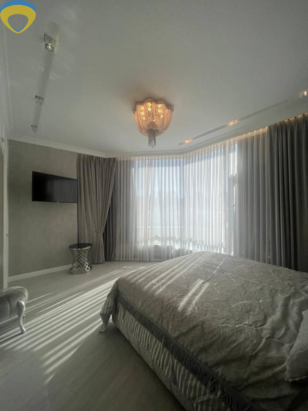 Продажа квартиры 3-комн., 92 кв. м., Итальянский бульвар, Шевченко-Французский - <ro>Изображение</ro><ru>Изображение</ru> #3, <ru>Объявление</ru> #1743014