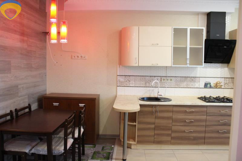 Продажа квартиры 2-комн., 41 кв. м., Маршала Малиновского, Черемушки - <ro>Изображение</ro><ru>Изображение</ru> #8, <ru>Объявление</ru> #1743020