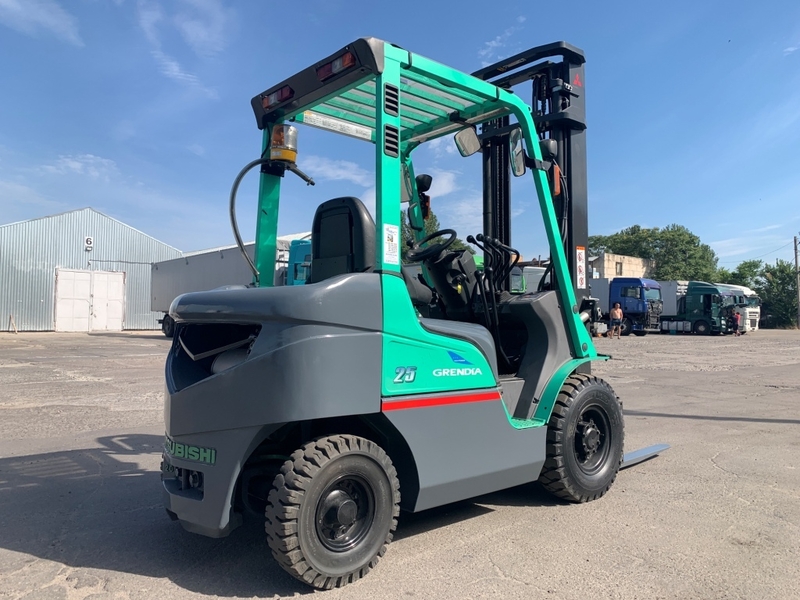 Вилочный автопогрузчик Mitsubishi с двумя дополнительными гидролиниями - <ro>Изображение</ro><ru>Изображение</ru> #4, <ru>Объявление</ru> #1744893