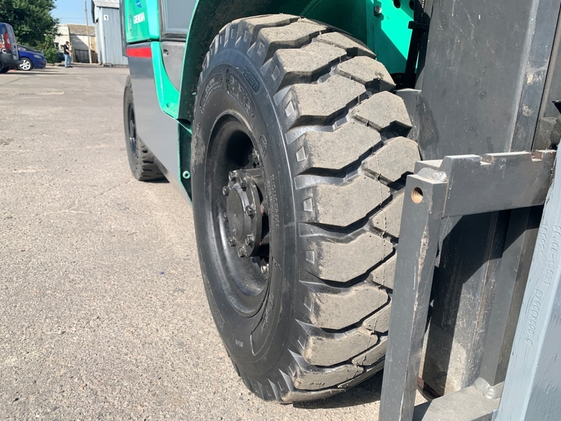 Вилочный автопогрузчик Mitsubishi с двумя дополнительными гидролиниями - <ro>Изображение</ro><ru>Изображение</ru> #8, <ru>Объявление</ru> #1744893