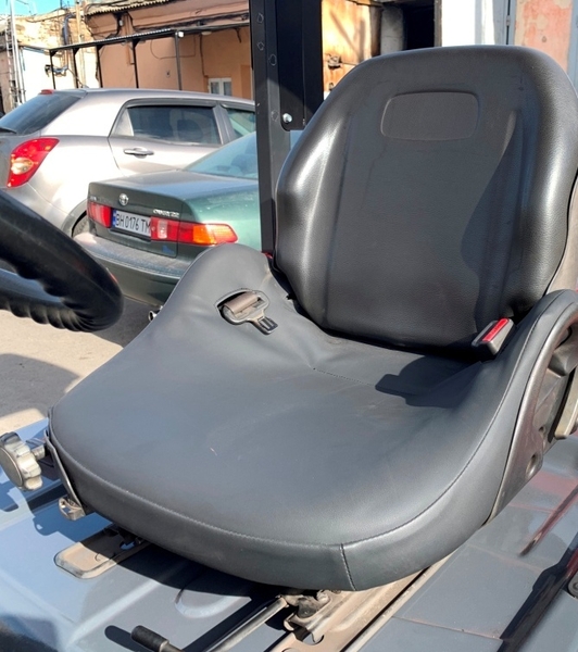 Вилочний автонавантажувач TCM (Nissan), 2017 року, з напрацюванням 7706 м/год - <ro>Изображение</ro><ru>Изображение</ru> #10, <ru>Объявление</ru> #1749031