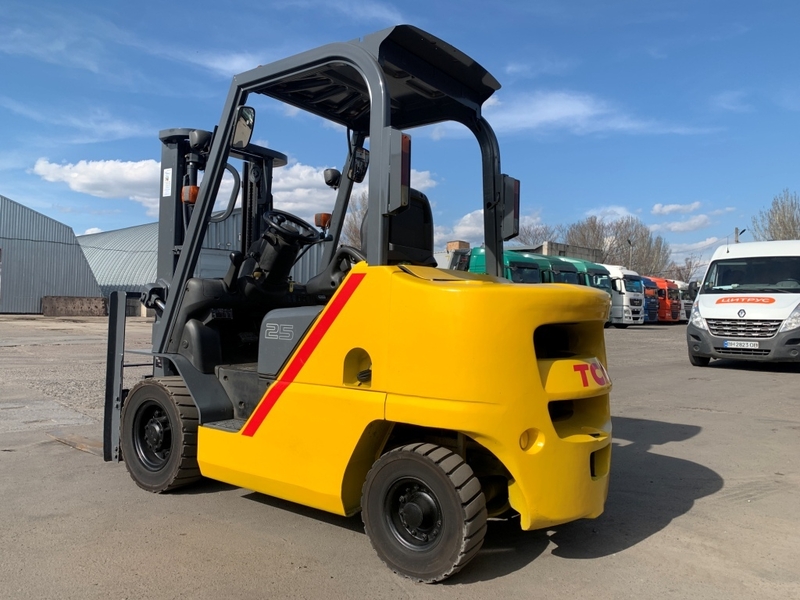 Вилочний автонавантажувач TCM (Nissan), 2017 року, з напрацюванням 7706 м/год - <ro>Изображение</ro><ru>Изображение</ru> #3, <ru>Объявление</ru> #1749031