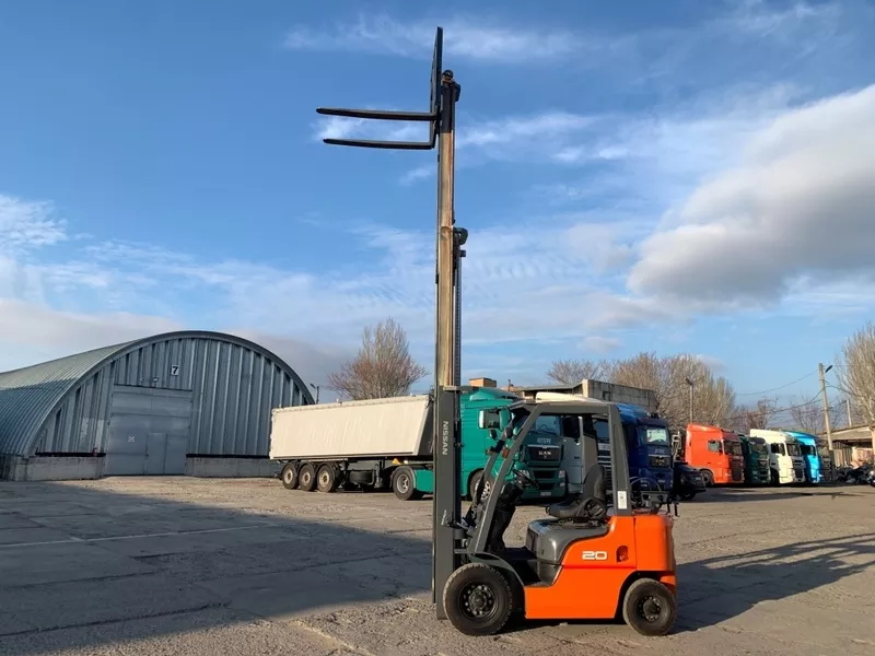 Вилочний автопогрузчик Nissan, з щоглою triplex/триплекс 5.1 метри.  - <ro>Изображение</ro><ru>Изображение</ru> #1, <ru>Объявление</ru> #1747155