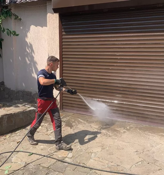 Мытье плитки керхером мойка двора - <ro>Изображение</ro><ru>Изображение</ru> #2, <ru>Объявление</ru> #1750699